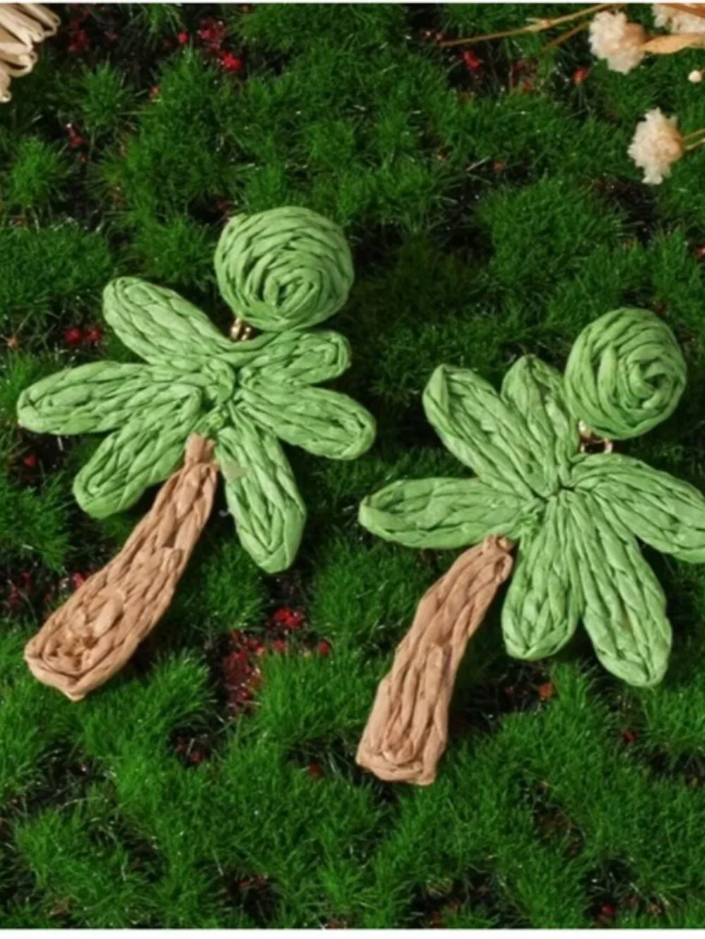 Tropical Palm Tree Raffia Statement Dangle Earrings (NEW & SO CUTE!)